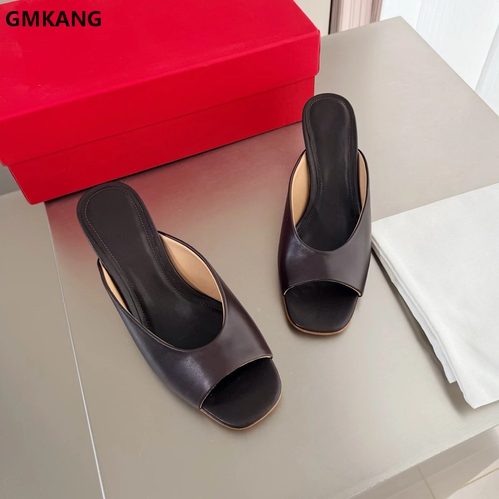 Sandal Slip On Wanita dengan U - Kitten Heel Women ulasan dan harga